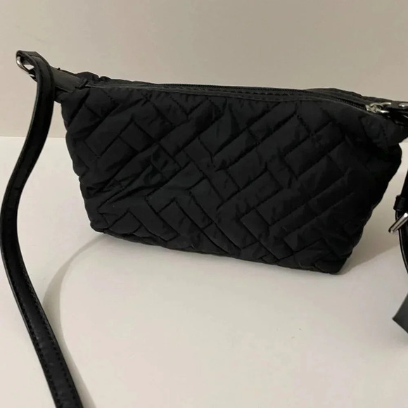 2010 Tommy Hilfiger  Crossbody Bag Purse - Picture 8 of 15